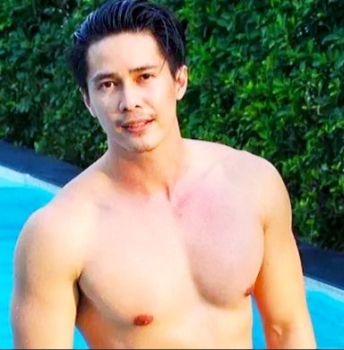 แวะส่องจนต้องร้องซี๊ดส์