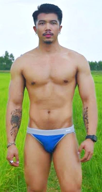 ก็แบบนี้ไงล่ะเขาถึงได้จับกระทำชำเราน่ะ