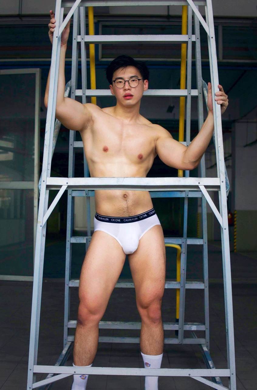 จันทร์สดใส