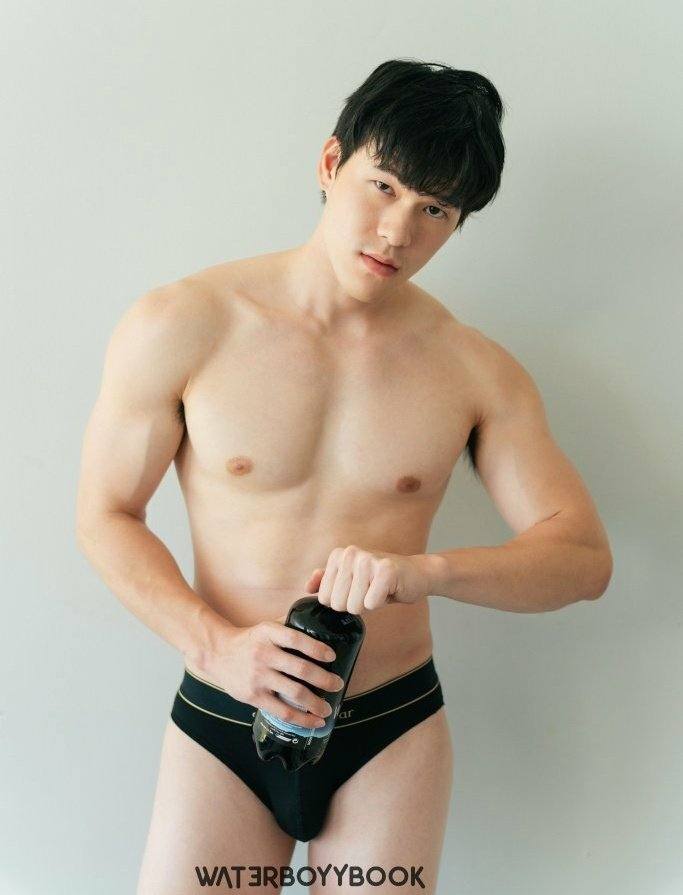 หนุ่มตี๋น่ารัก ขาวมากๆๆ
