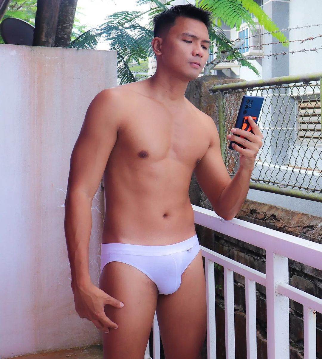 เสาร์สดใส