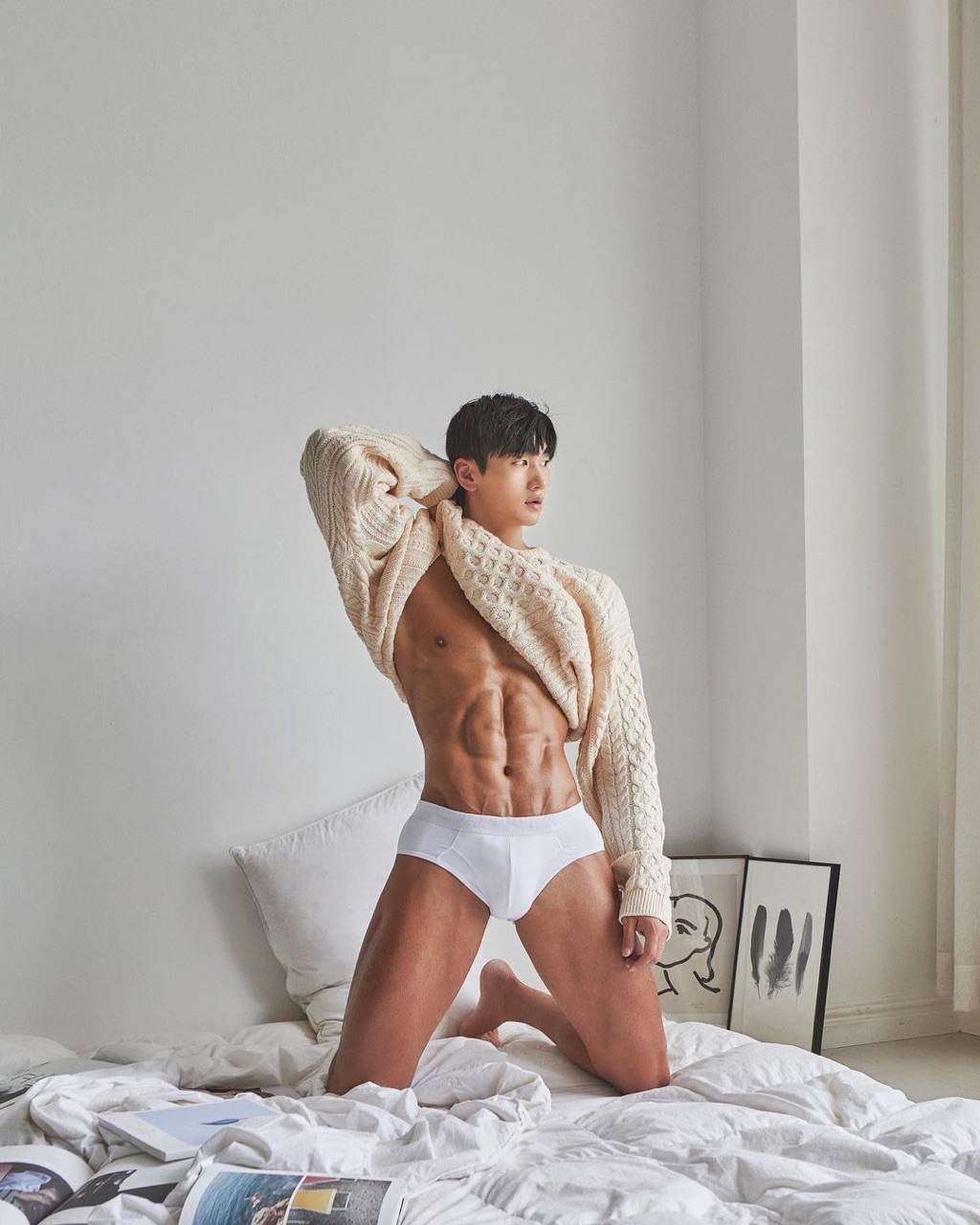Hot men in underwear 686