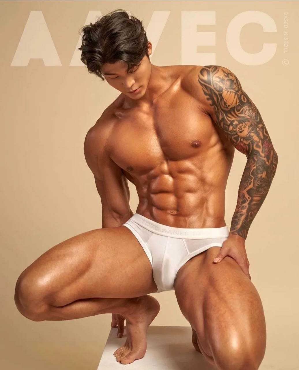 Hot men in underwear 686