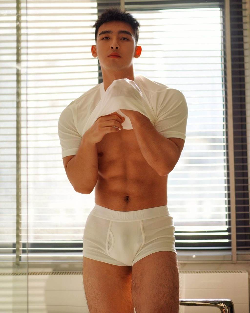 อังคารพาเพลิน