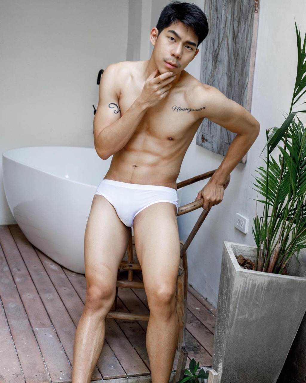 อังคารพาเพลิน
