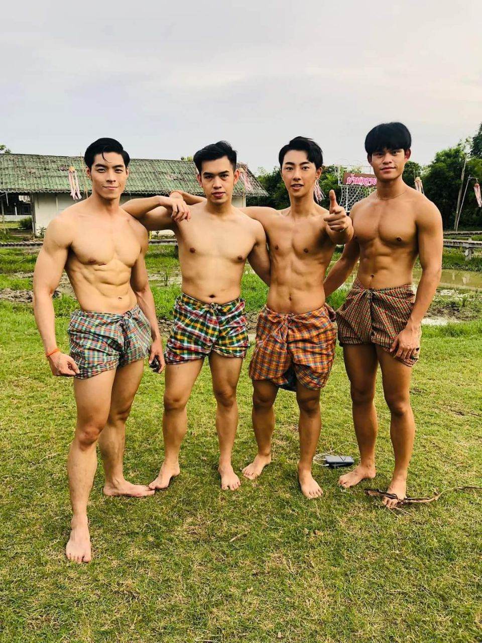 ดีต่อใจ#2347ผ้าขาวม้าจากหนุ่มๆ Mister National Universe2022
