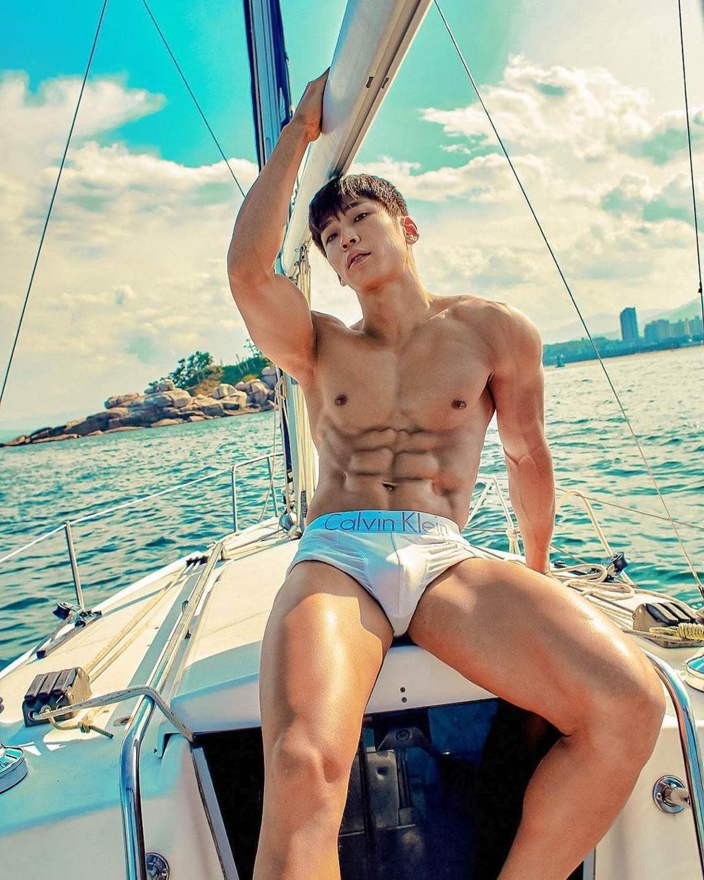 Hot men in underwear 688