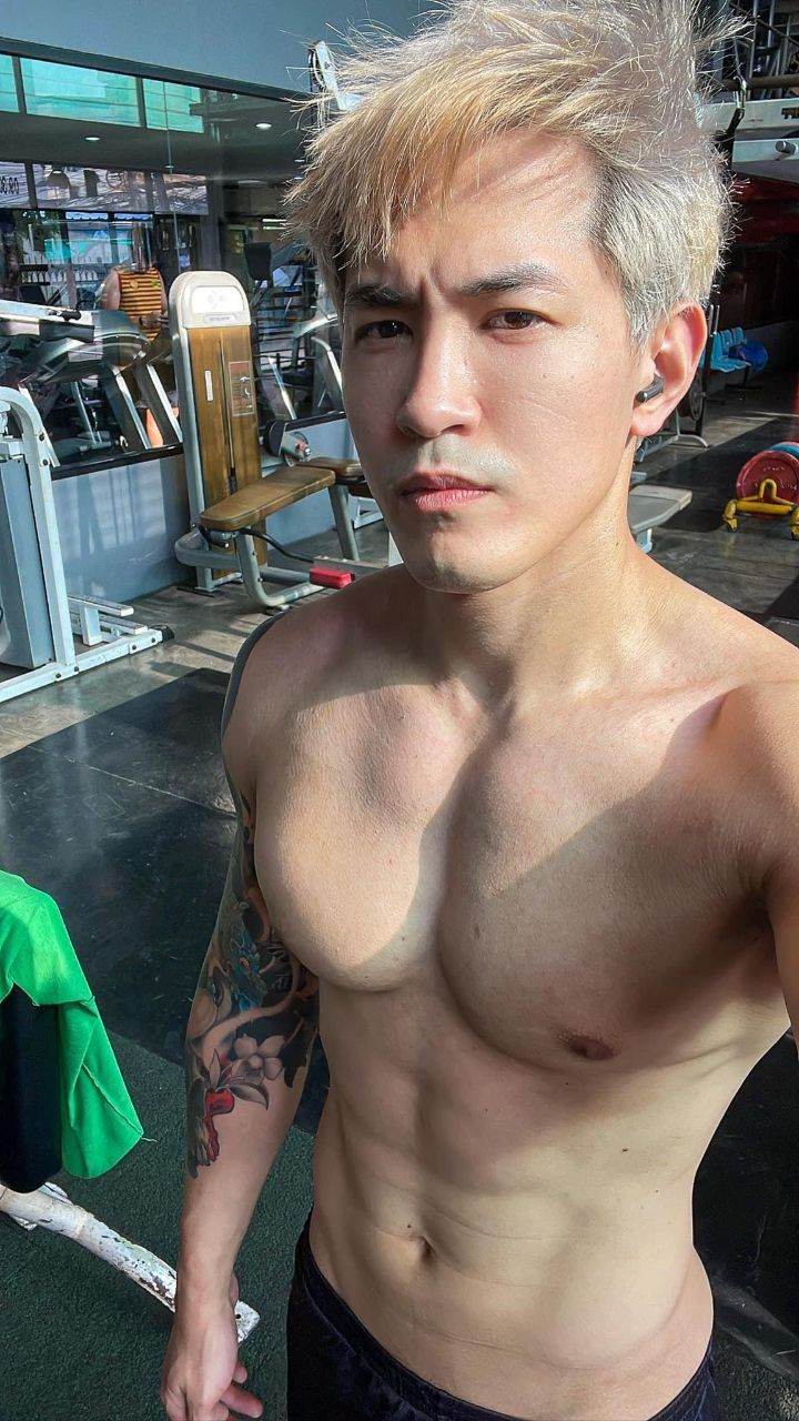 เรือนร่างเร้าร้อน40
