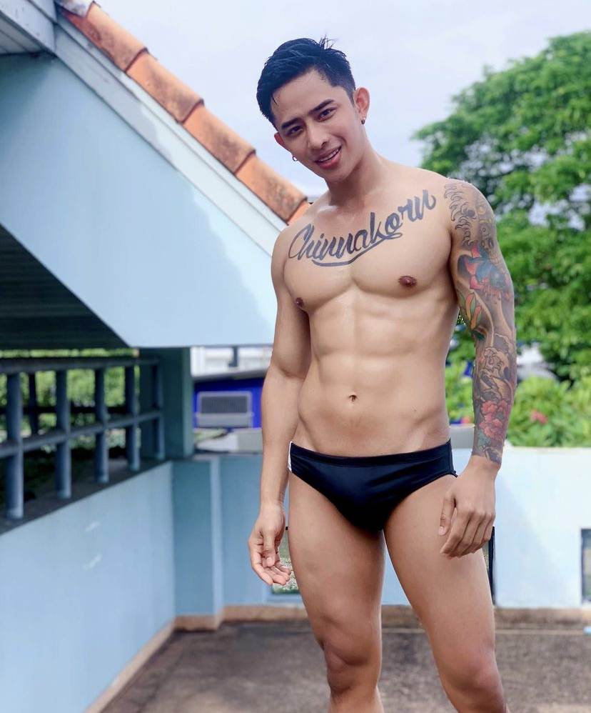 ถอดโชว์เรือนร่าง 2775