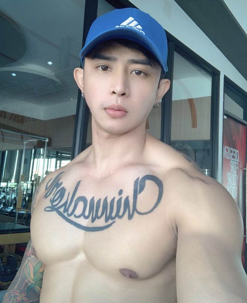 ถอดโชว์เรือนร่าง 2775
