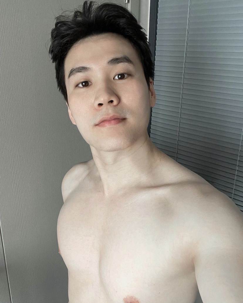 ถอดโชว์เรือนร่าง 2782
