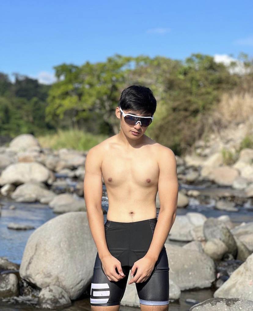 ถอดโชว์เรือนร่าง 2784