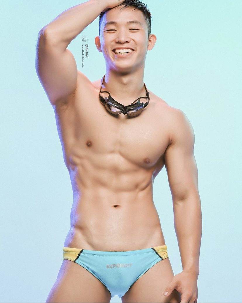ถอดโชว์เรือนร่าง 2786