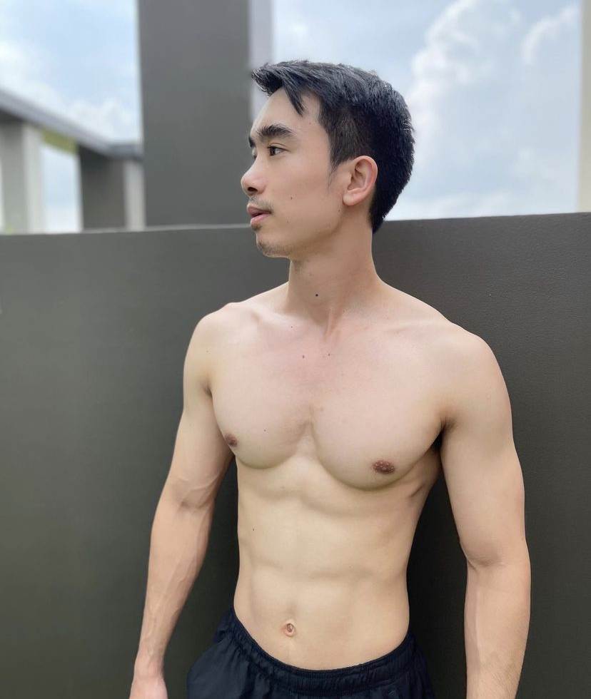 ถอดโชว์เรือนร่าง 2786