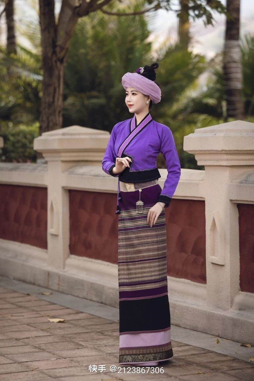 Tai Lue ethnic in Xishuangbanna, 傣仂 | CHINA 🇨🇳