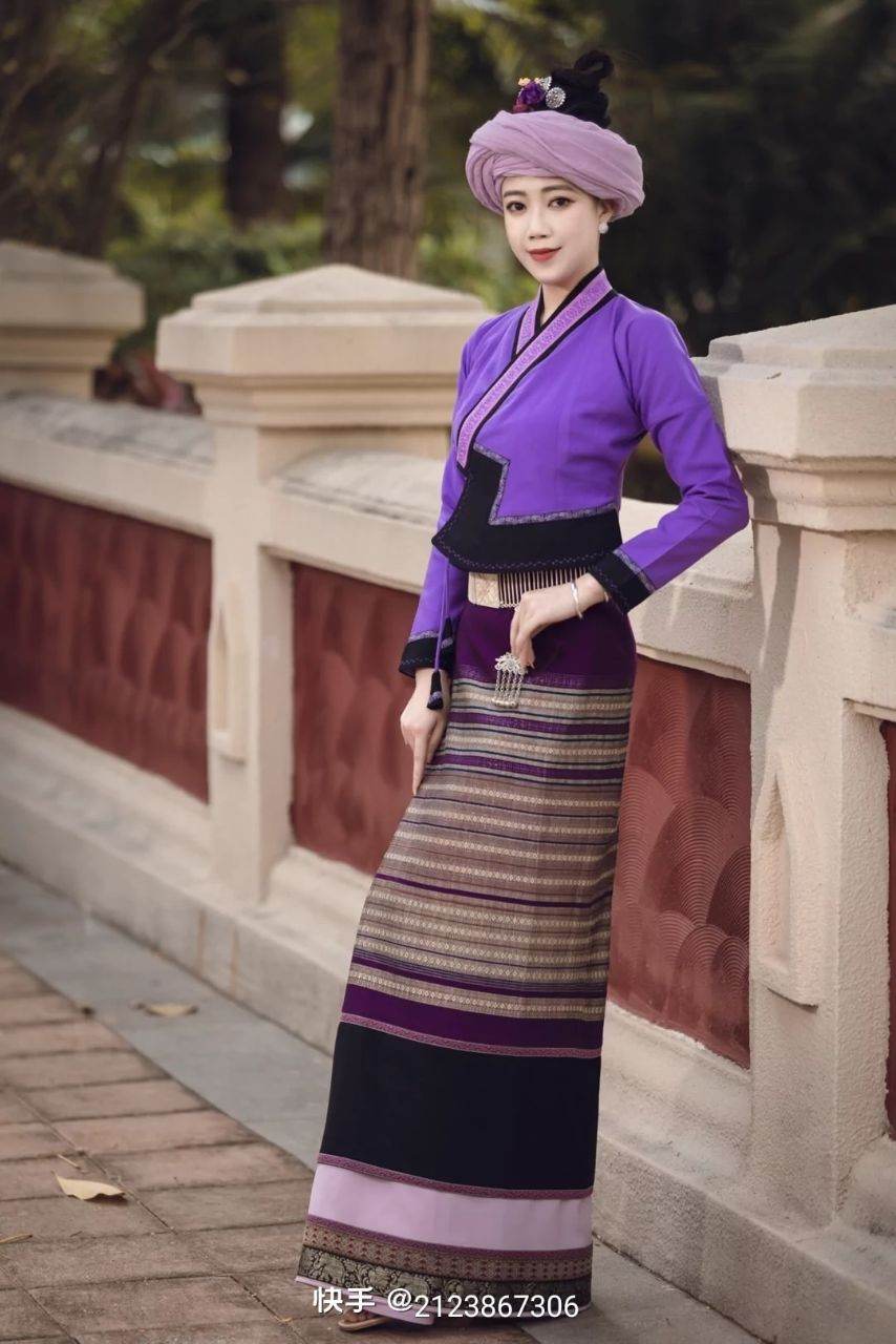 Tai Lue ethnic in Xishuangbanna, 傣仂 | CHINA 🇨🇳