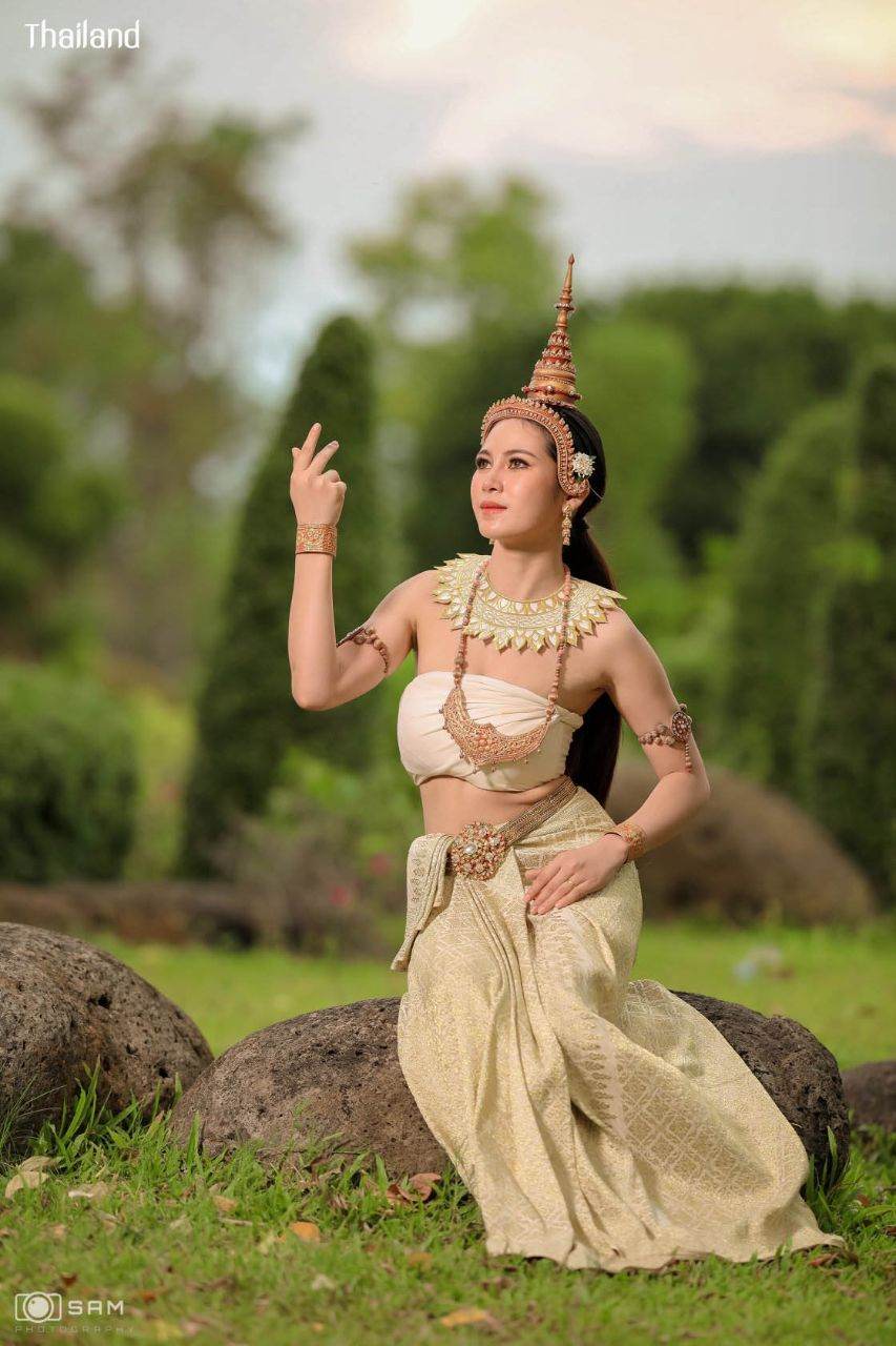THAI ANCIENT COSTUME: THAI TRADITIONAL DRESS | THAILAND 🇹🇭