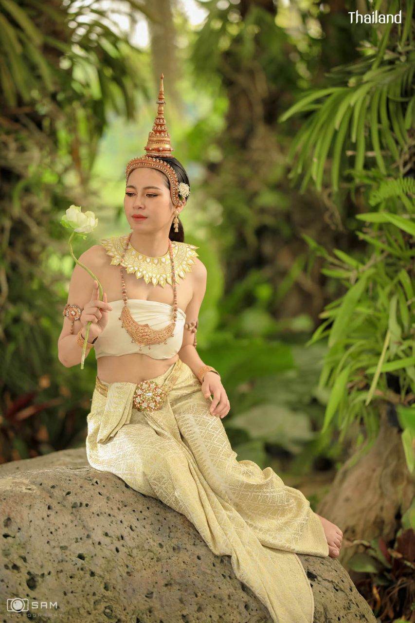 THAI ANCIENT COSTUME: THAI TRADITIONAL DRESS | THAILAND 🇹🇭