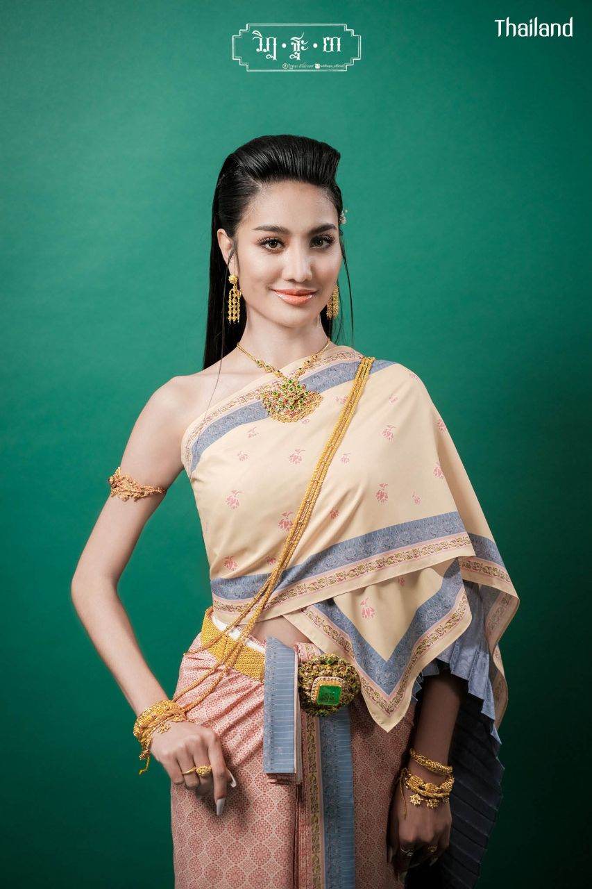 Thai Royal Outfit during the reign of King Rama I - III of SIAM | THAILAND 🇹🇭