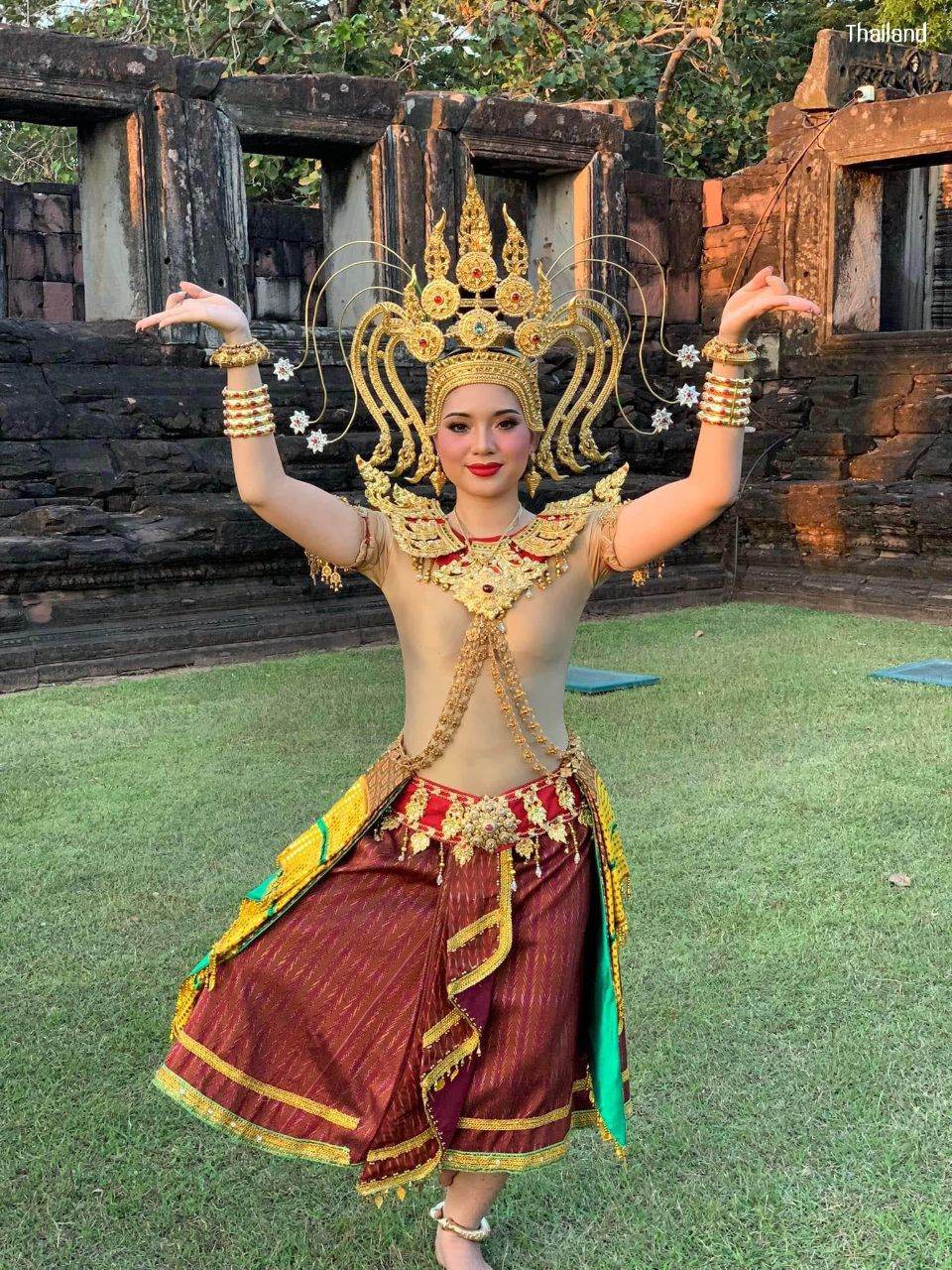Phimai Pura Dance (ระบำพิมายปุระ) - Thai apsara performance | THAILAND 🇹🇭