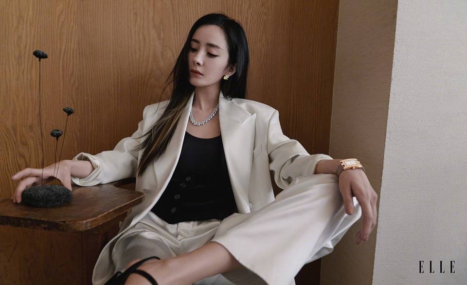 Yang Mi @ ELLE Singapore June 2022