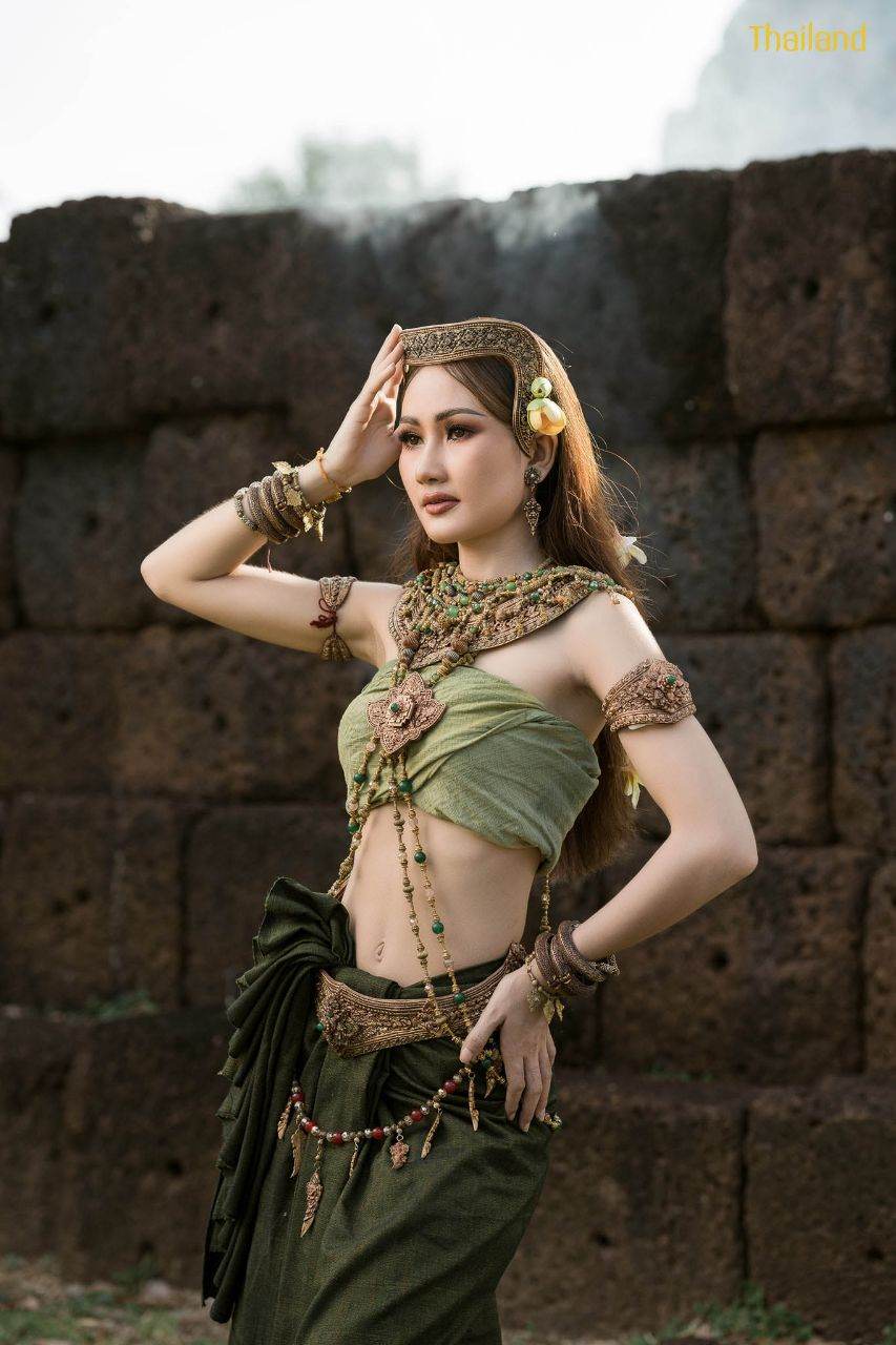 The Beauty of Thai Apsorn: Thai Apsara | THAILAND 🇹🇭