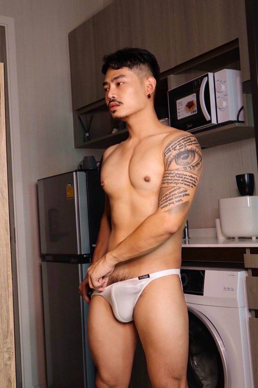 กรุ่นกลิ่นกาย43