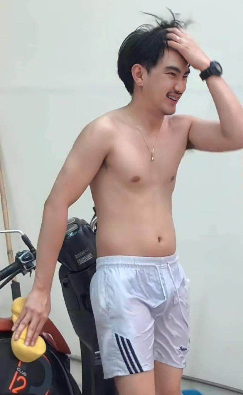 กรุ่นกลิ่นกาย44