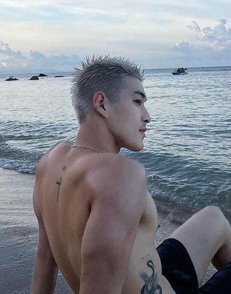 กรุ่นกลิ่นกาย45