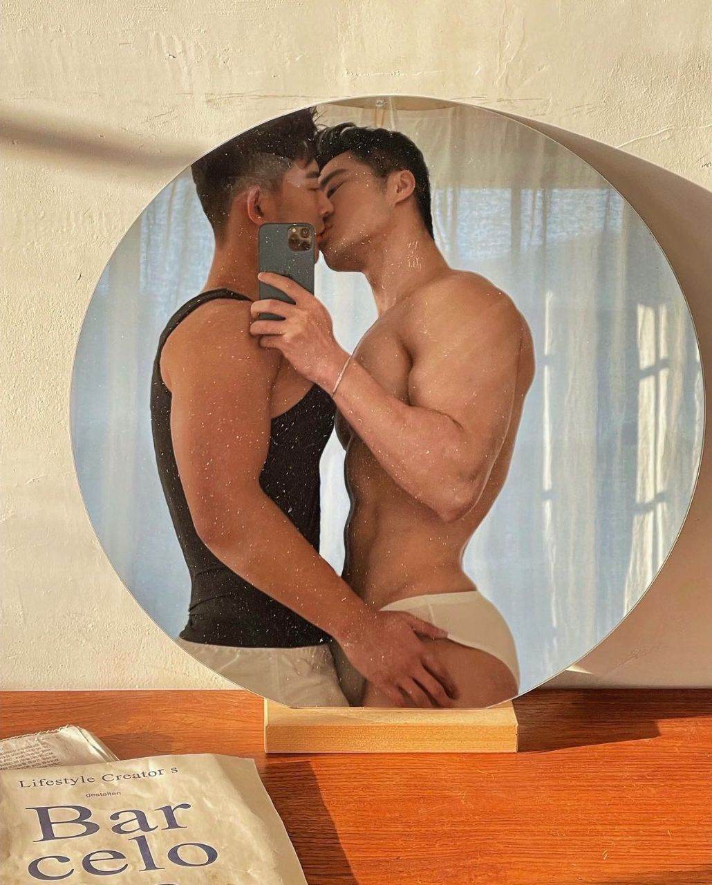 กรุ่นกลิ่นกาย45