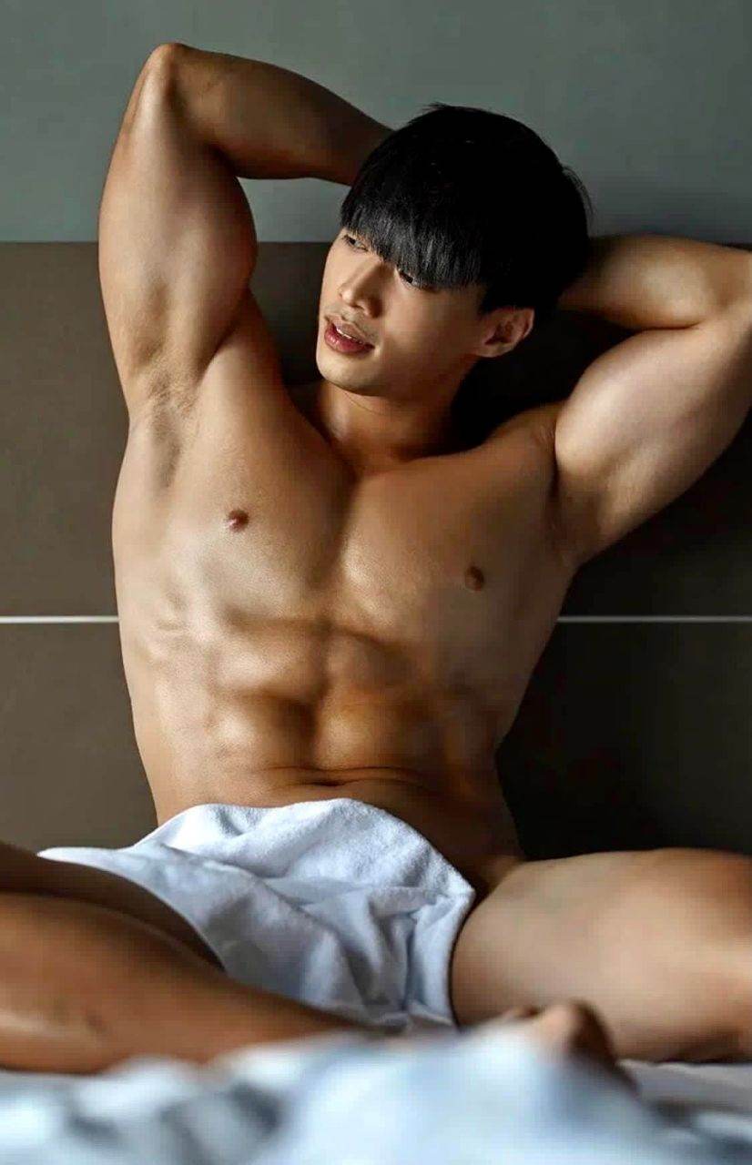 กรุ่นกลิ่นกาย47
