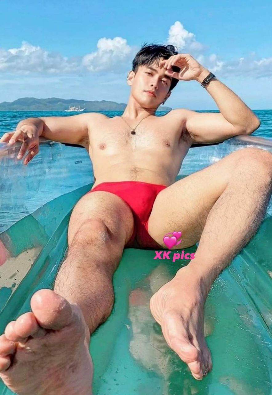 กรุ่นกลิ่นกาย47
