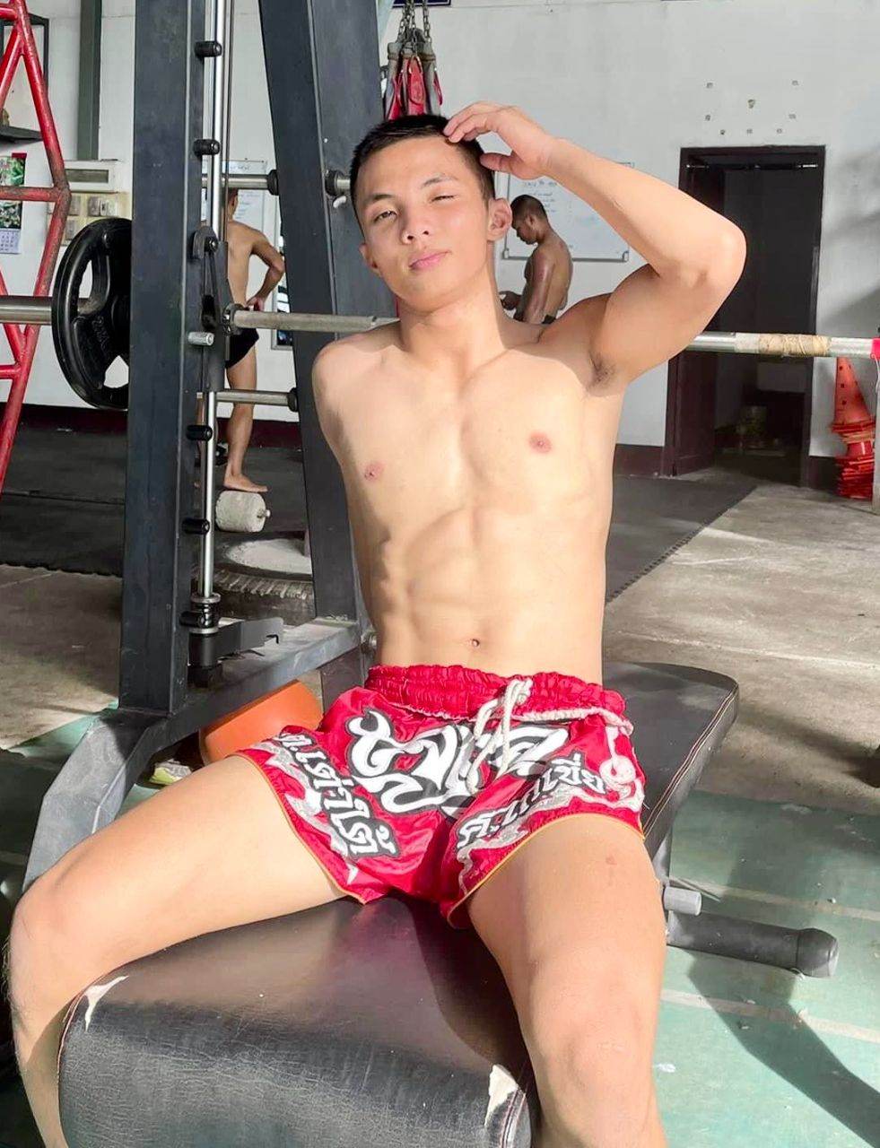 กรุ่นกลิ่นกาย50