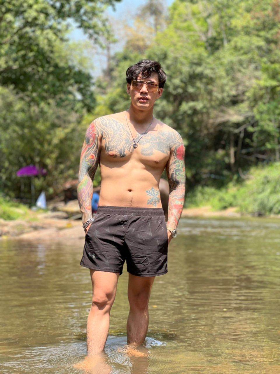 เรือนกายชายหนุ่ม5