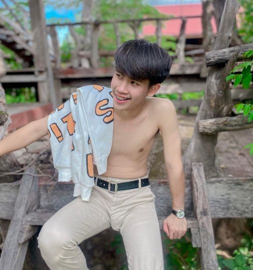 เรือนกายชายหนุ่ม6