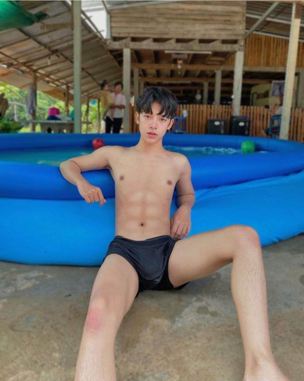 เรือนกายชายหนุ่ม7