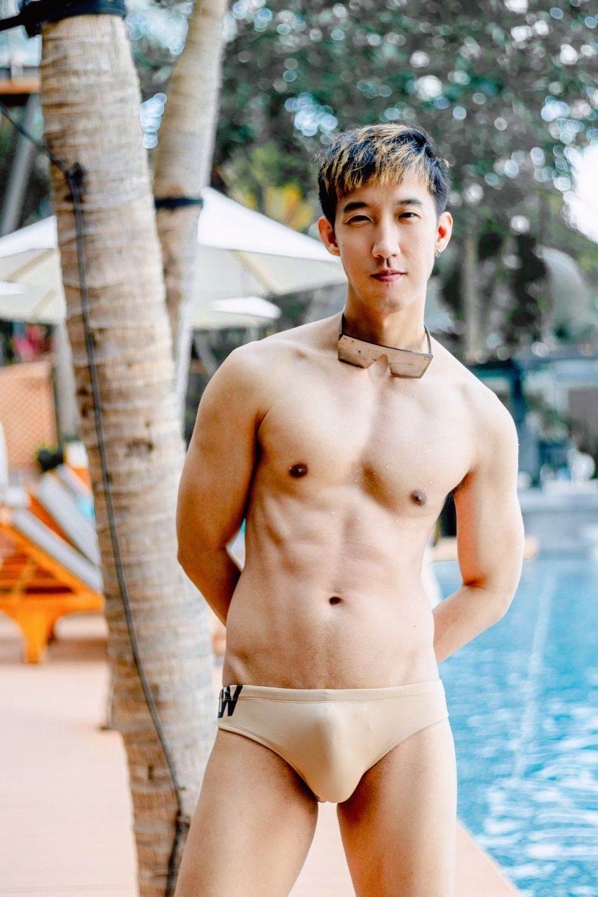 เรือนกายชายหนุ่ม13