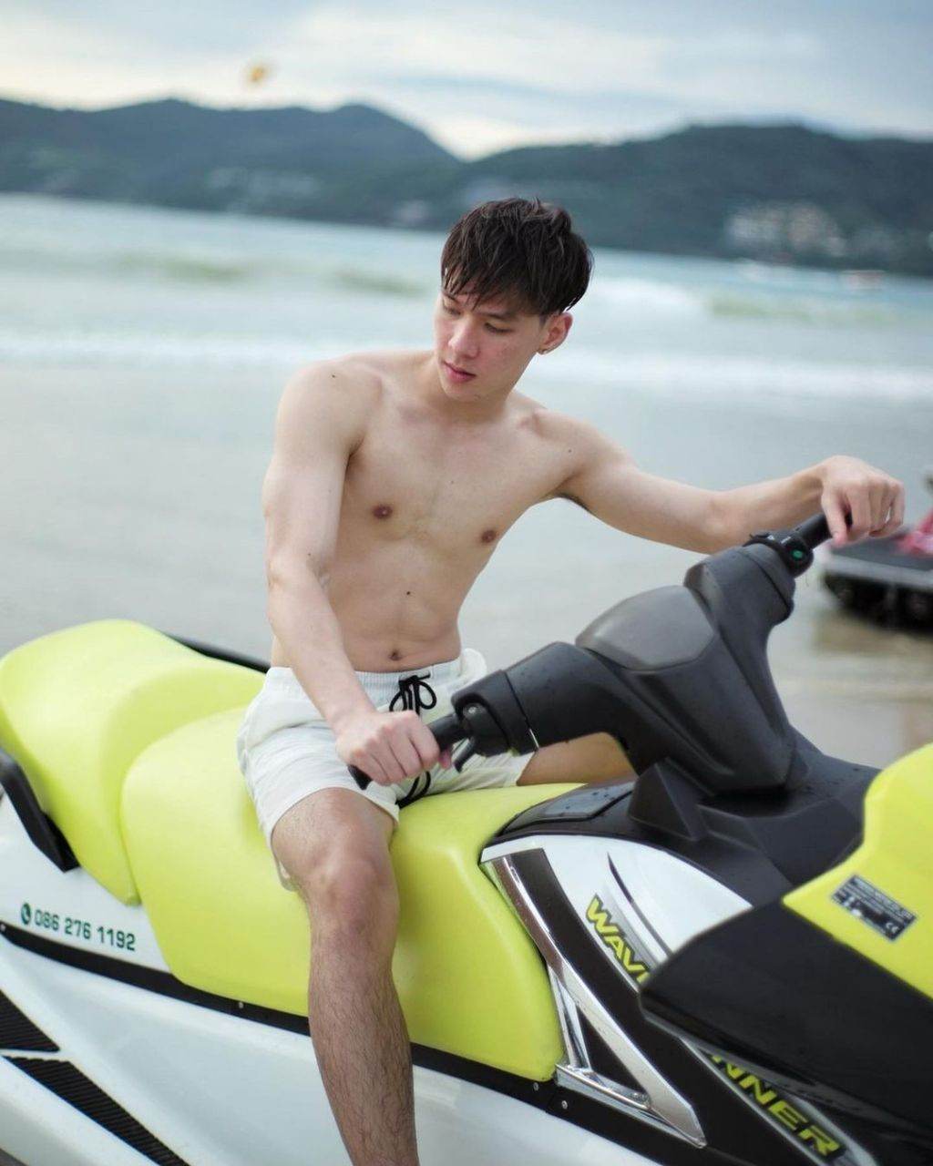 เรือนกายชายหนุ่ม17