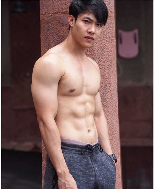 เรือนกายชายหนุ่ม20
