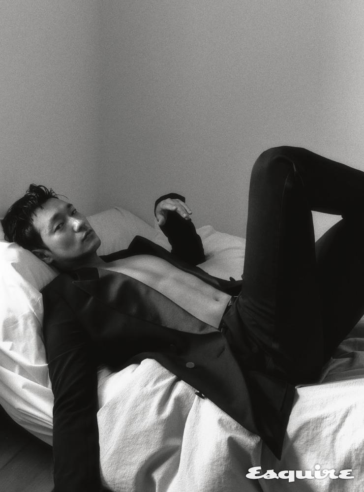 Son Sukku @ Esquire Korea July 2022