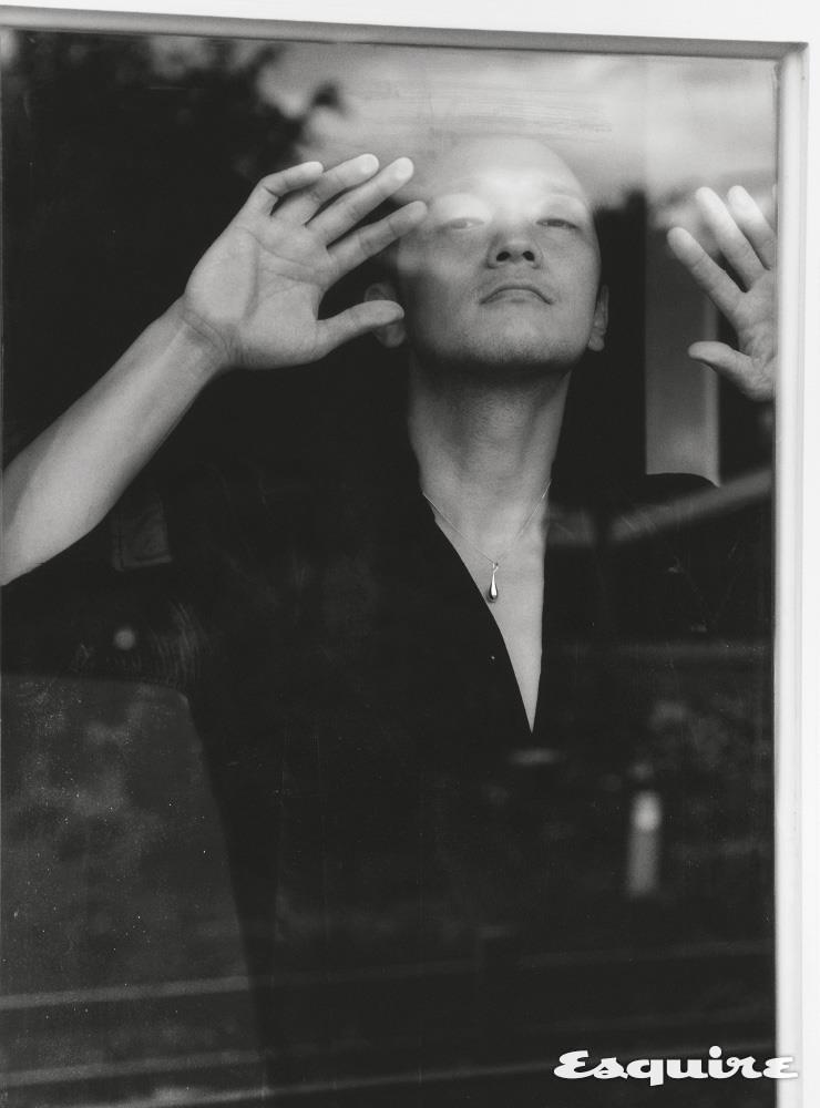 Son Sukku @ Esquire Korea July 2022