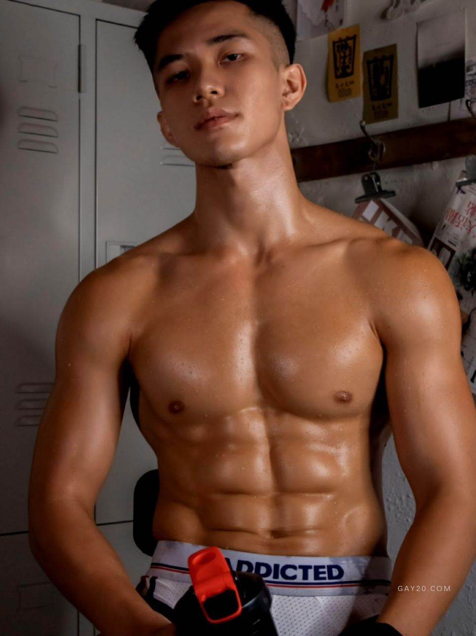 หนุ่มหล่อขึ้นปก 1106.2