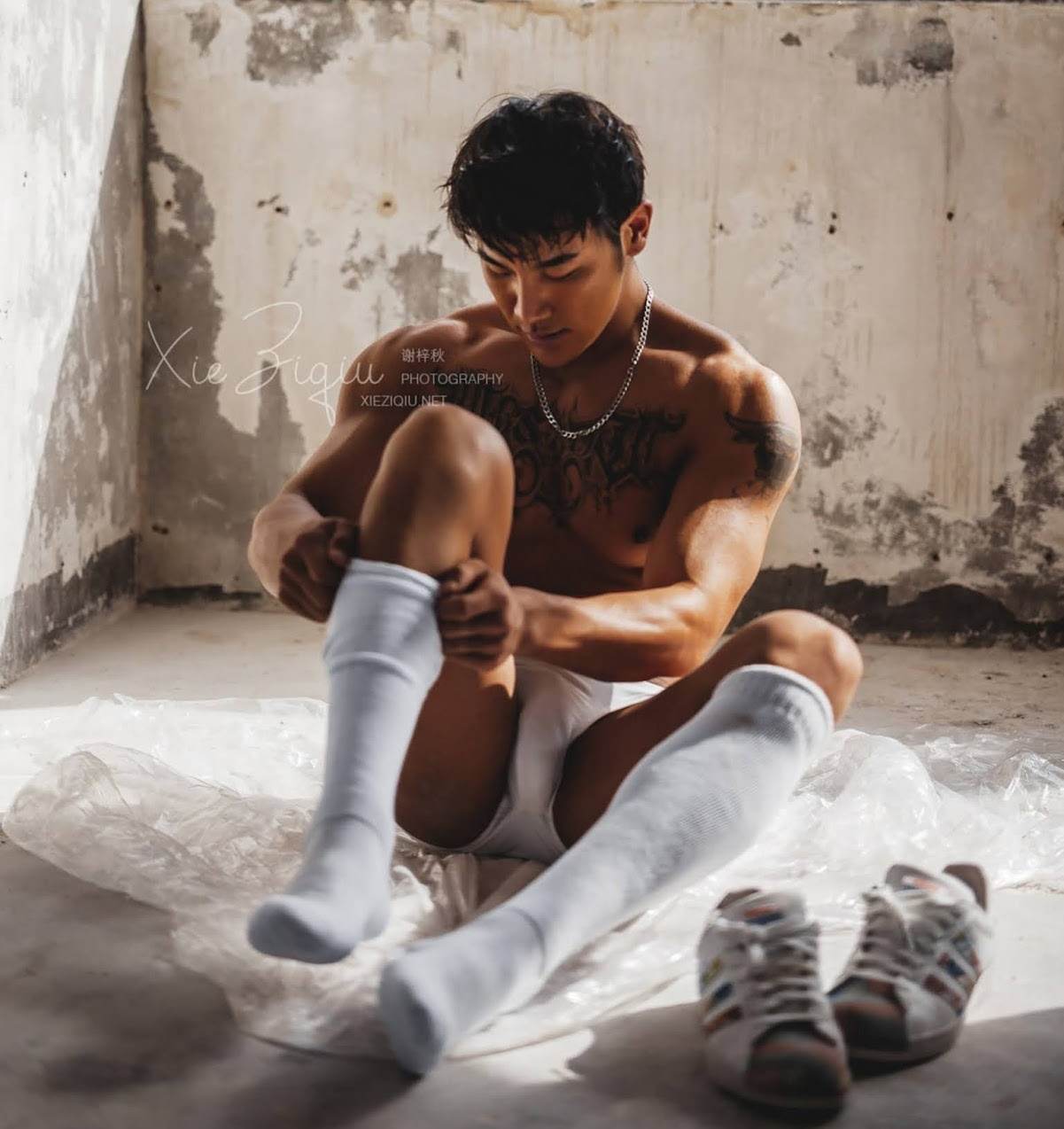 หนุ่มหล่อขึ้นปก 1107.1