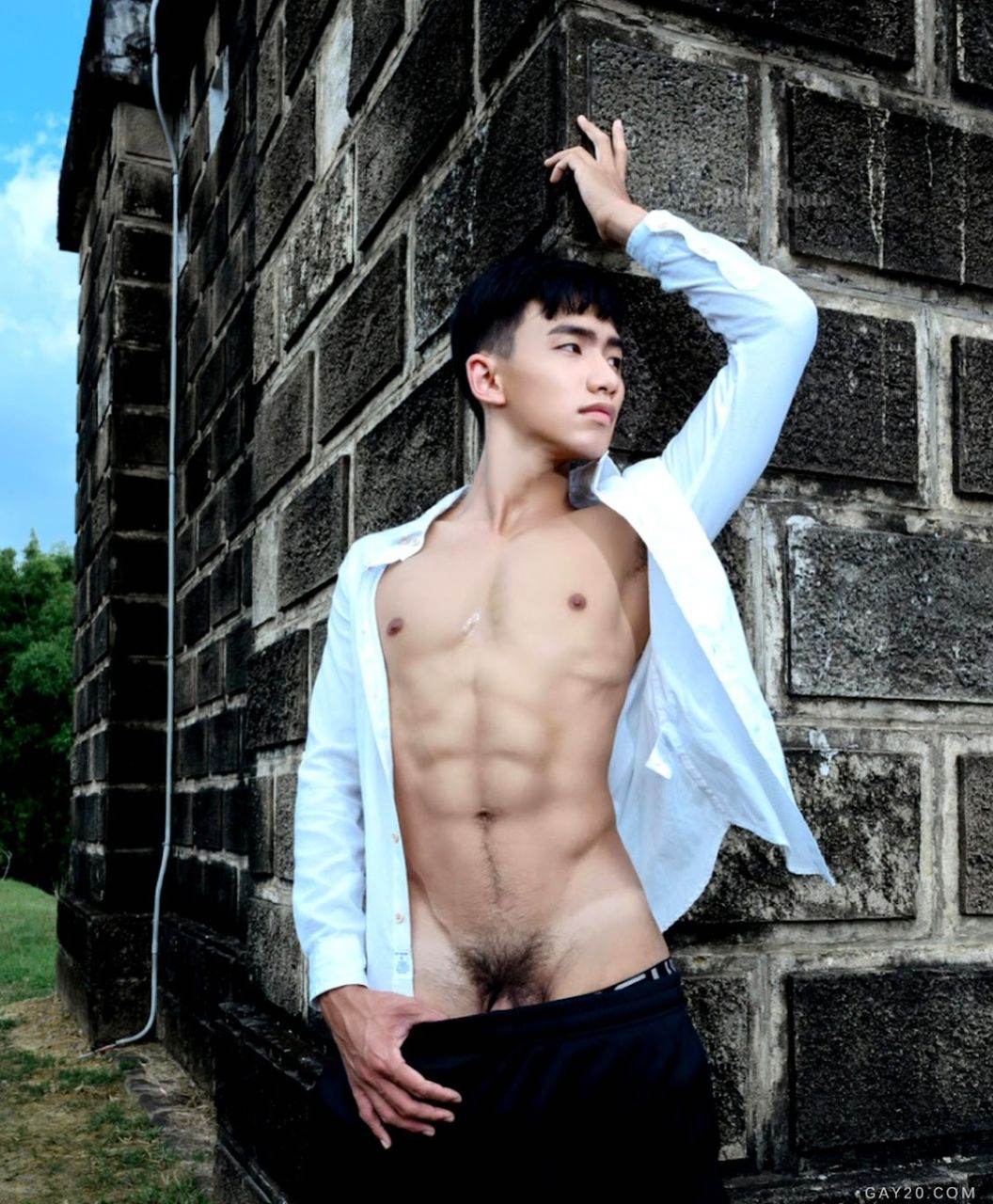 หนุ่มหล่อขึ้นปก 1108.1