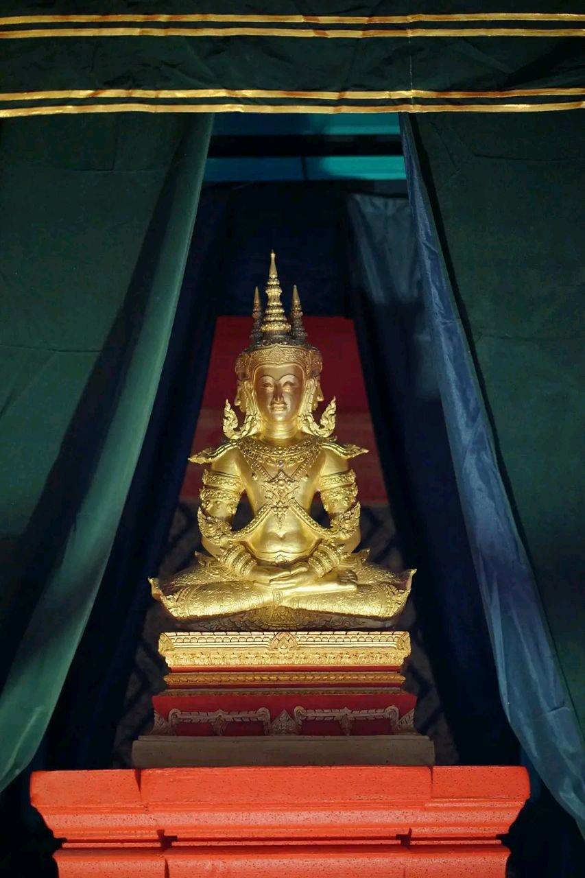 Thailand:Thai art:Thai culture.ฉากและอุปกรณ์ประกอบโขน:Khon: Asia art.