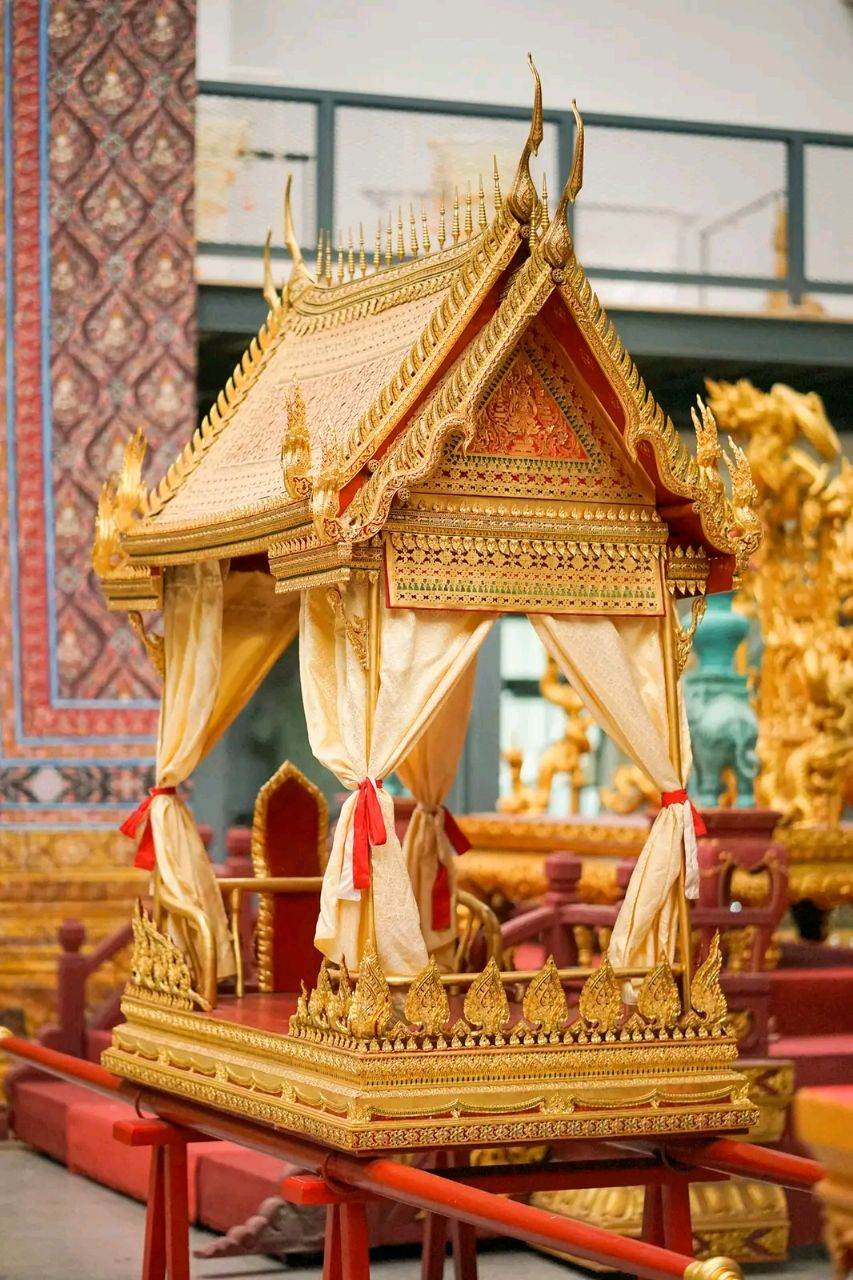 Thailand:Thai art:Thai culture.ฉากและอุปกรณ์ประกอบโขน:Khon: Asia art.