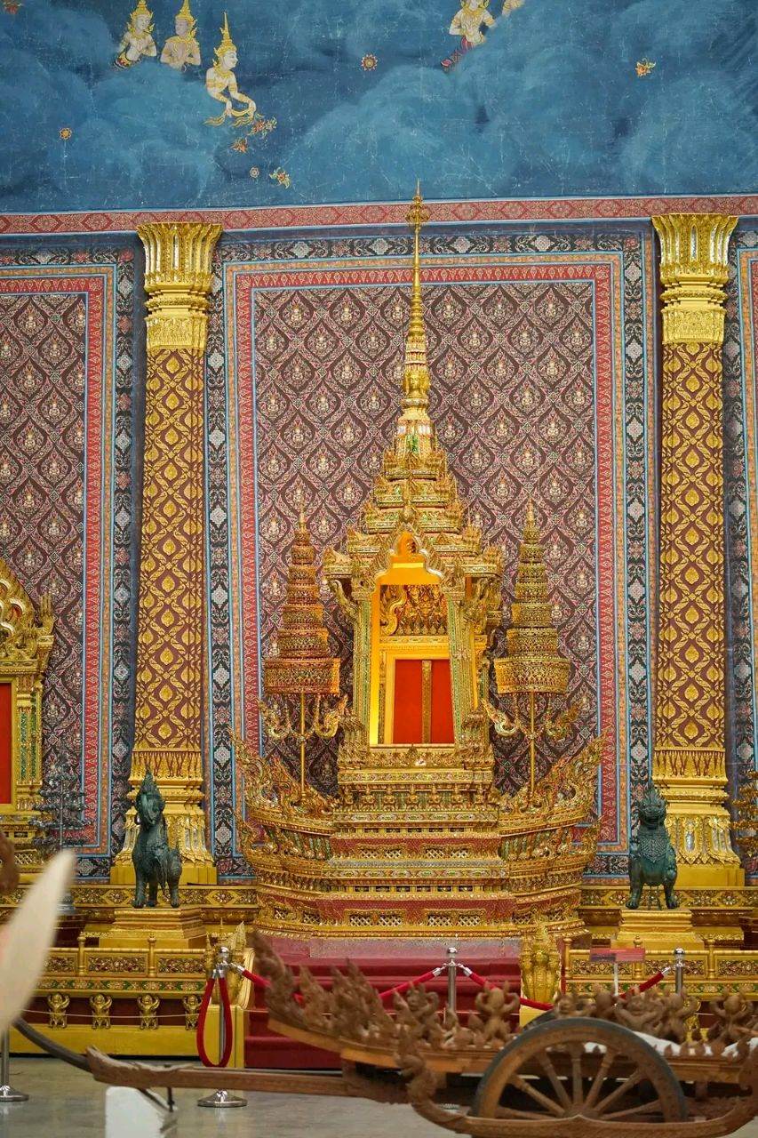 Thailand:Thai art:Thai culture.ฉากและอุปกรณ์ประกอบโขน:Khon: Asia art.