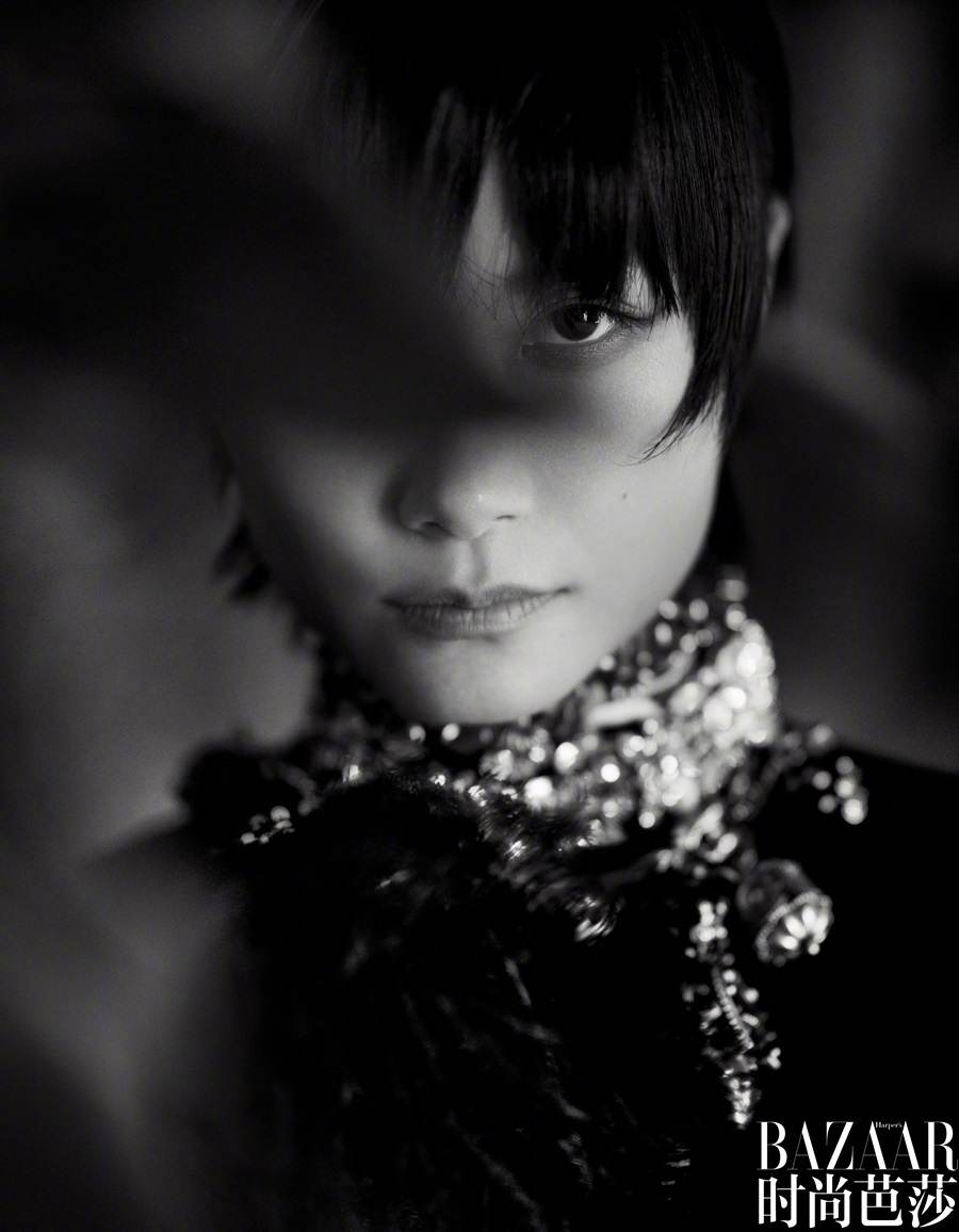 Chris Lee @ Harper&rsquo;s Bazaar China July 2022