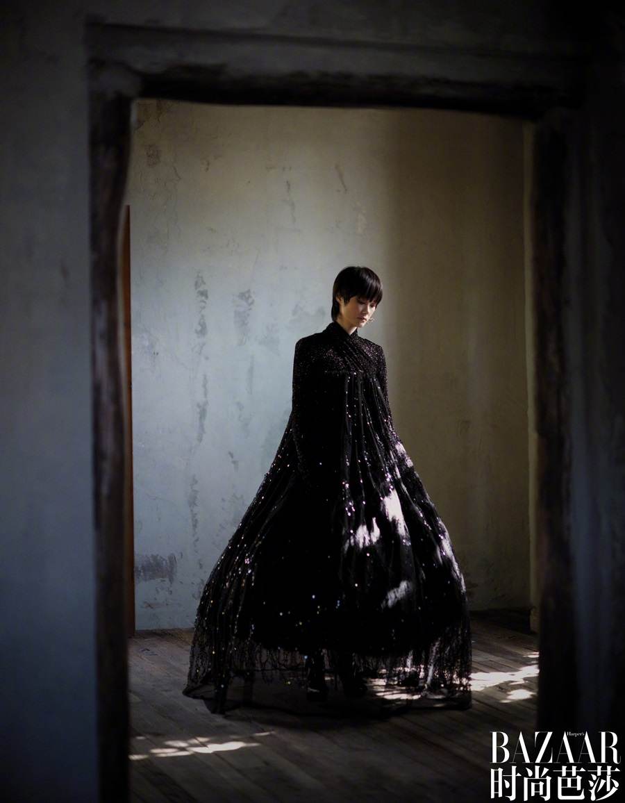 Chris Lee @ Harper&rsquo;s Bazaar China July 2022
