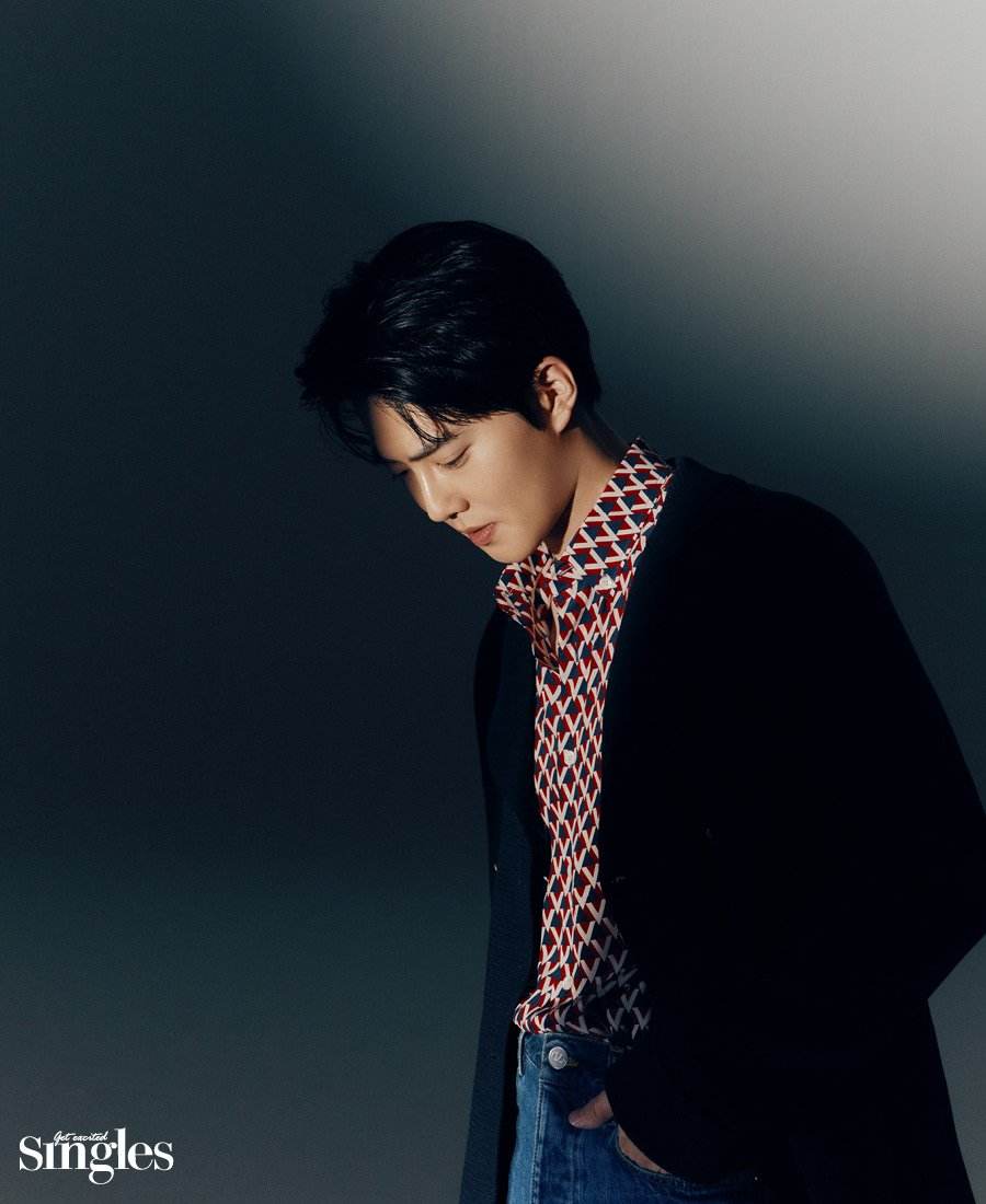 Suho @ Singles Korea June 2022